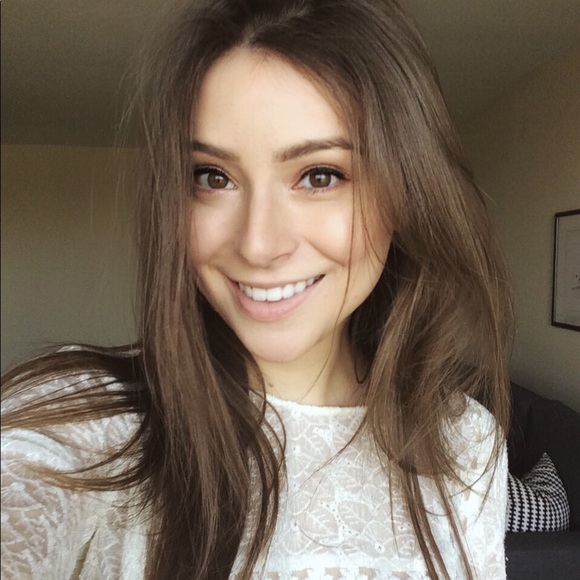 Meet your Posher, Michaela - Picture 1 of 1